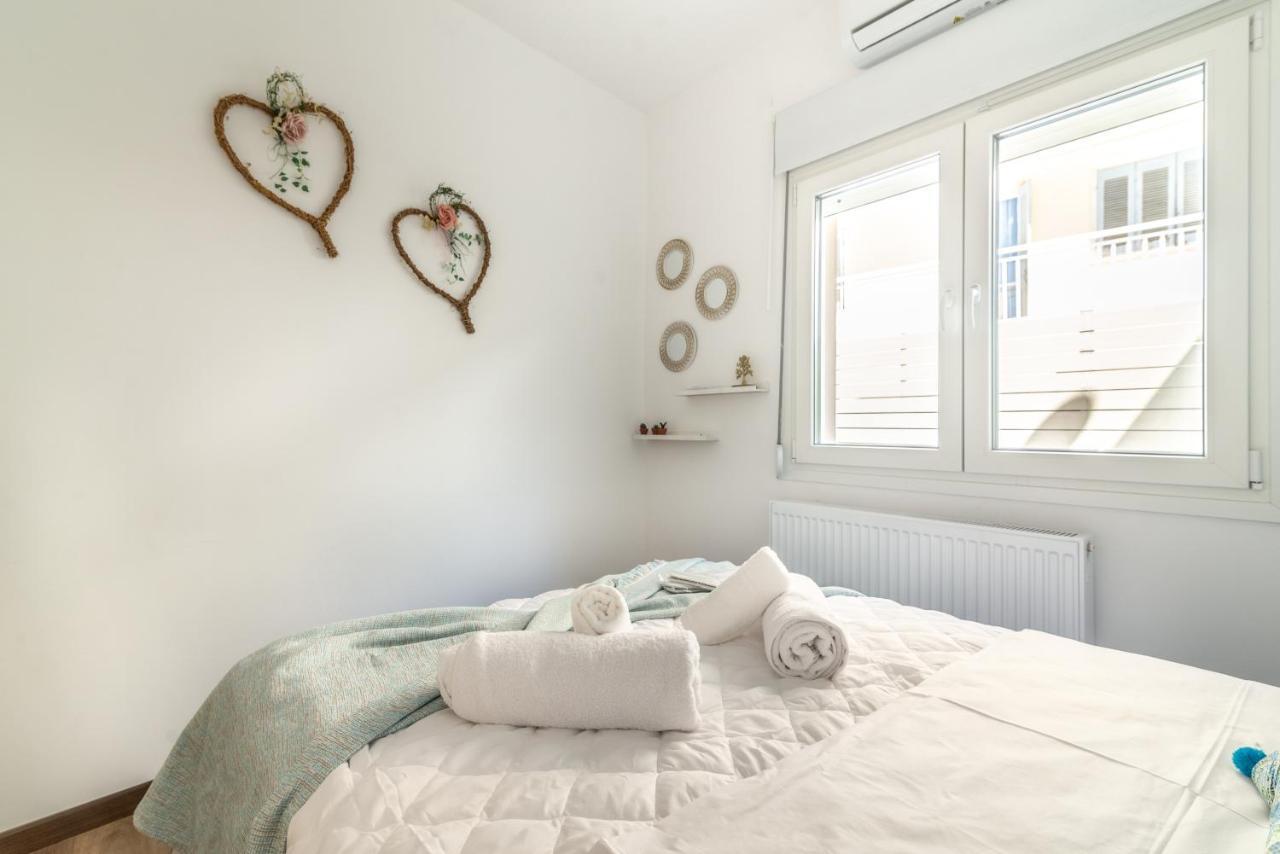 Sophia'S Comfortable Home With A Private Backyard Gazi Екстер'єр фото