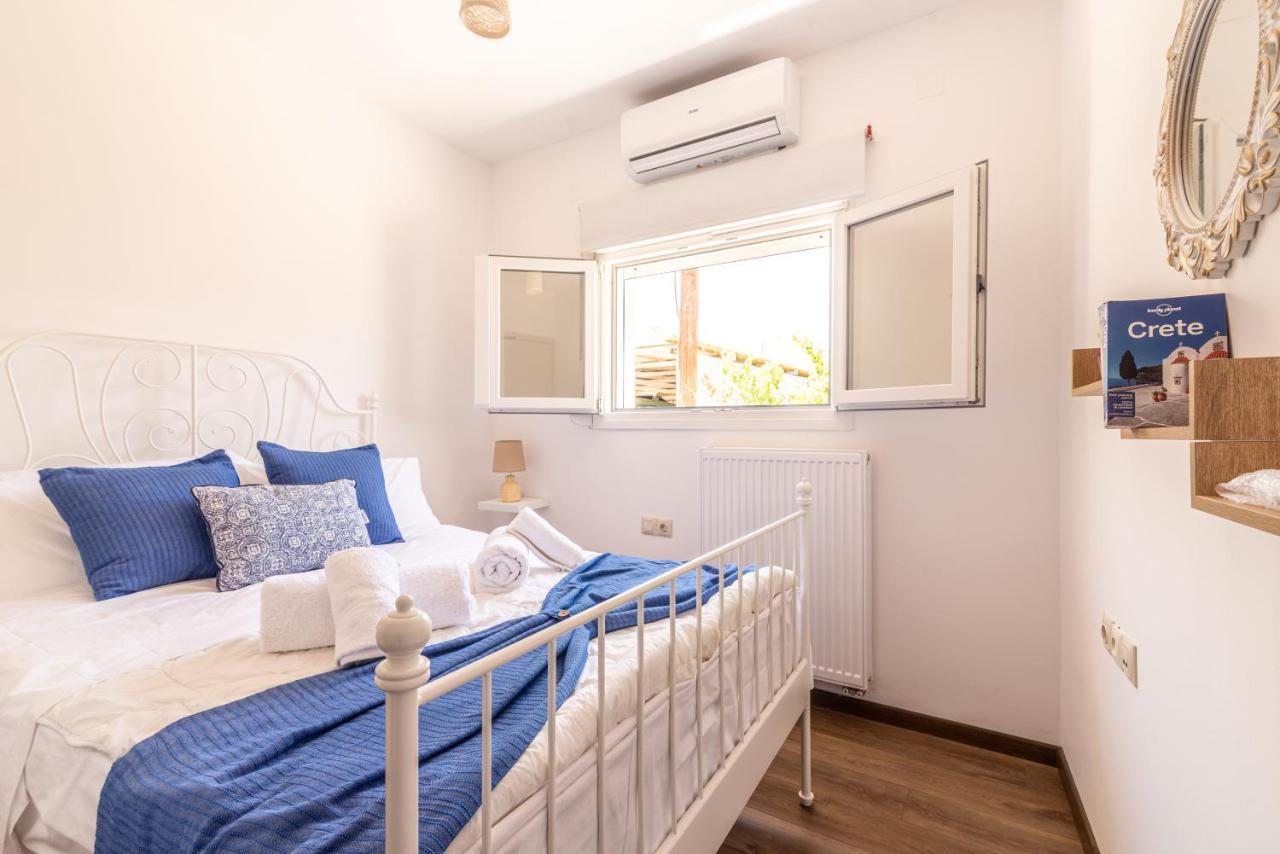 Sophia'S Comfortable Home With A Private Backyard Gazi Екстер'єр фото