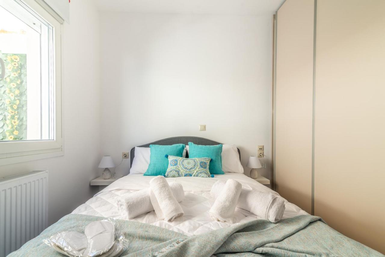 Sophia'S Comfortable Home With A Private Backyard Gazi Екстер'єр фото