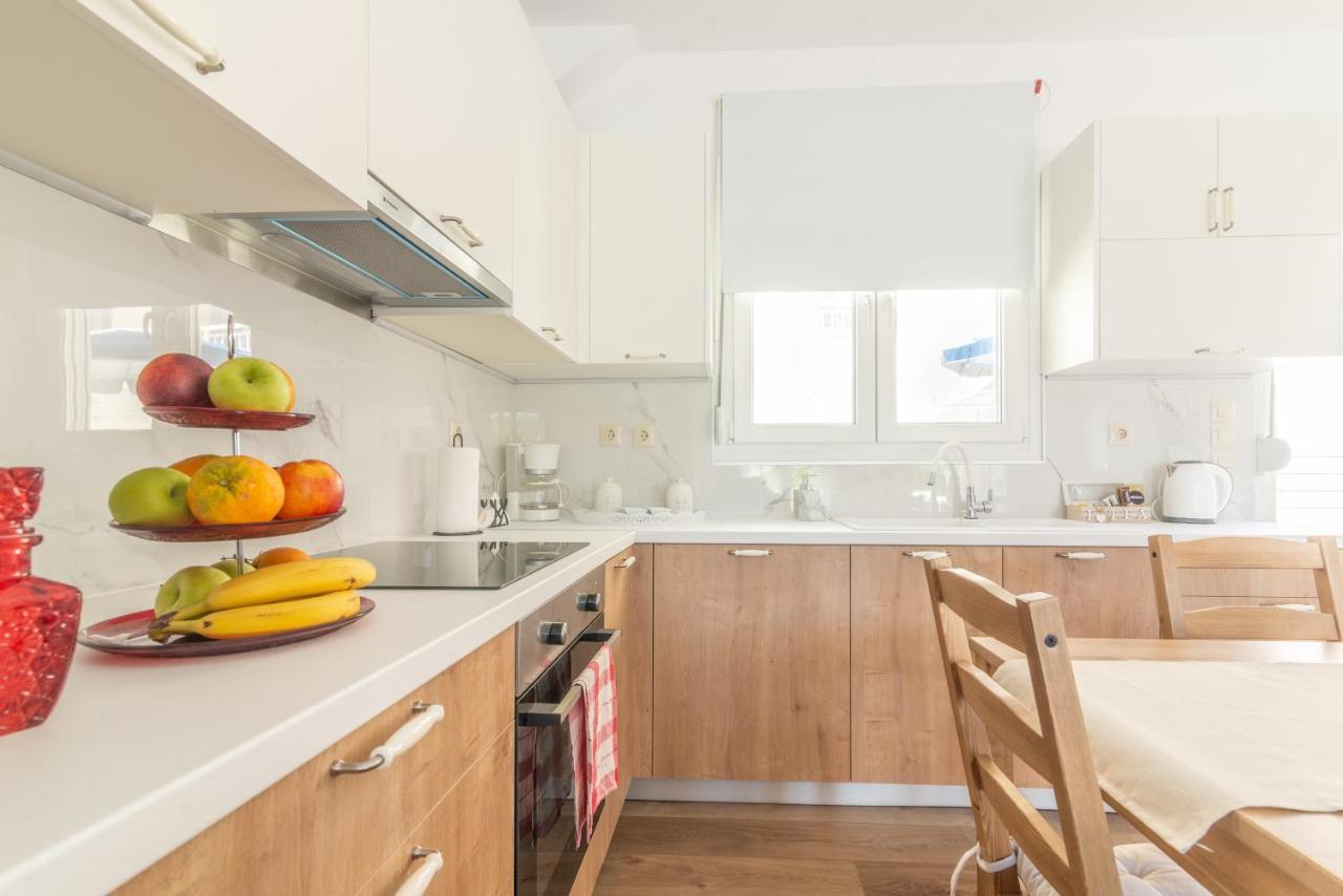 Sophia'S Comfortable Home With A Private Backyard Gazi Екстер'єр фото