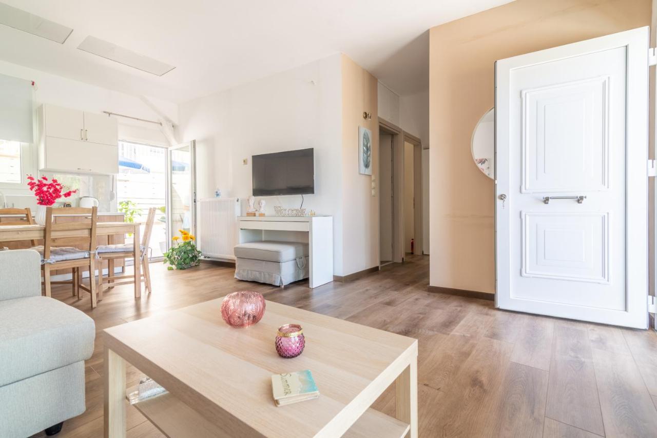 Sophia'S Comfortable Home With A Private Backyard Gazi Екстер'єр фото