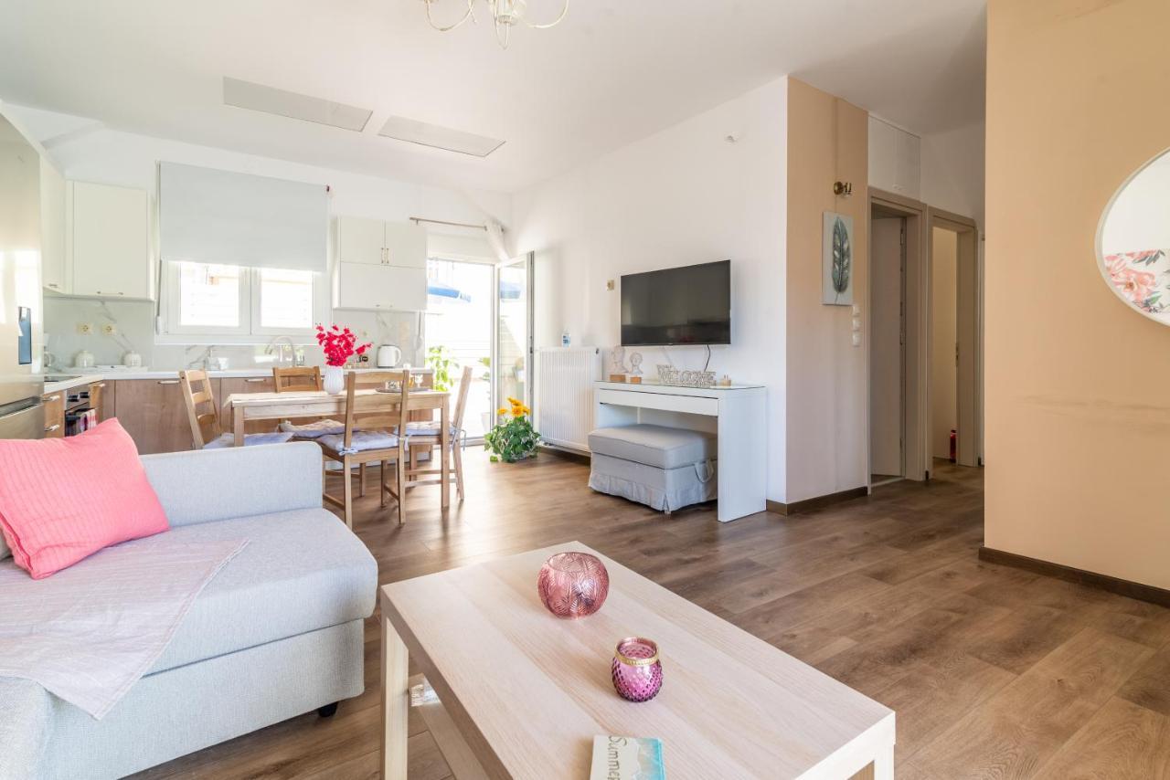 Sophia'S Comfortable Home With A Private Backyard Gazi Екстер'єр фото